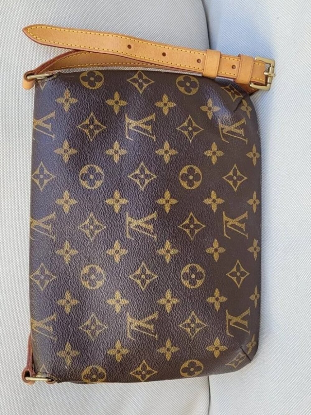 Louis Vuitton Musette Tango Shoulder Bag - Picture 3 of 16
